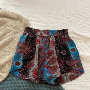 Patterned shorts